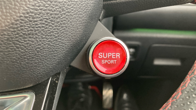 MG Hs 1.5 T-GDI Exclusive 5dr DCT Petrol Hatchback